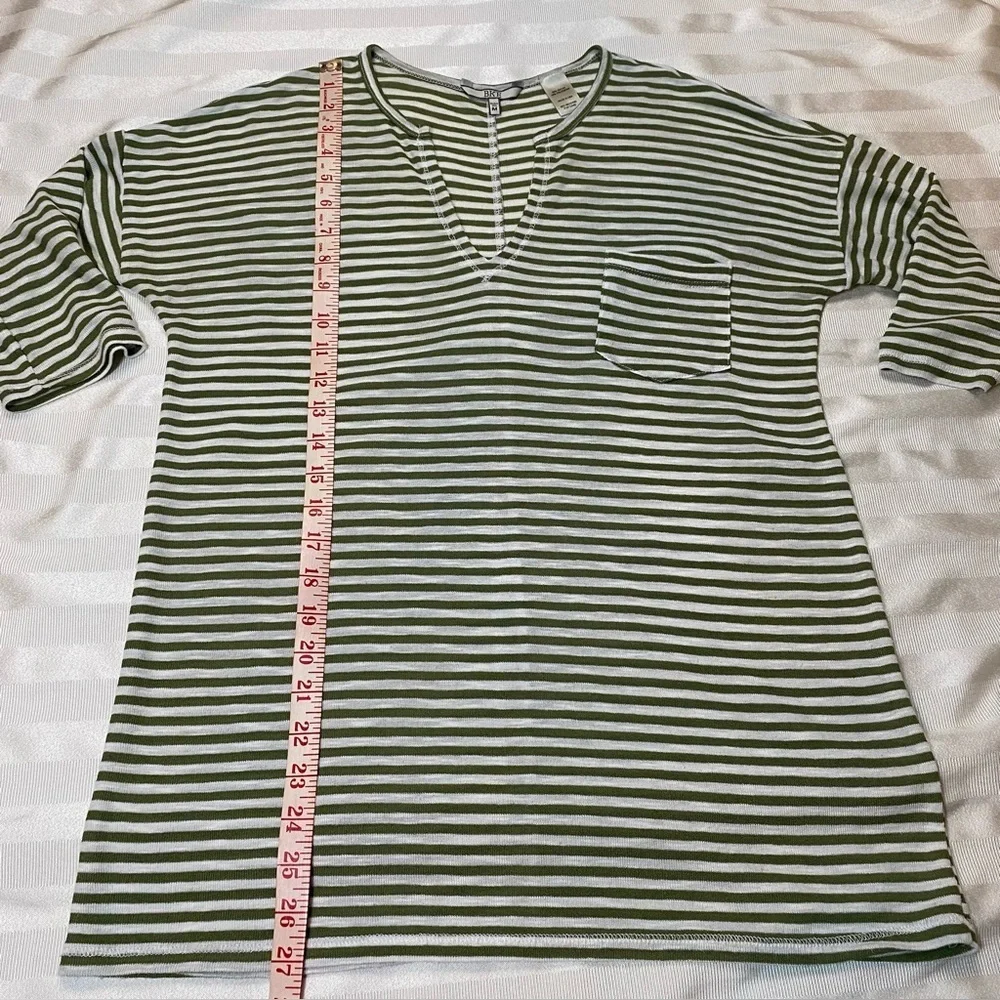 BKE Olive  Green & Off White Striped 3/4 Dolman Sleeve Knit Shirt Top Sz M - Picture 6 of 11